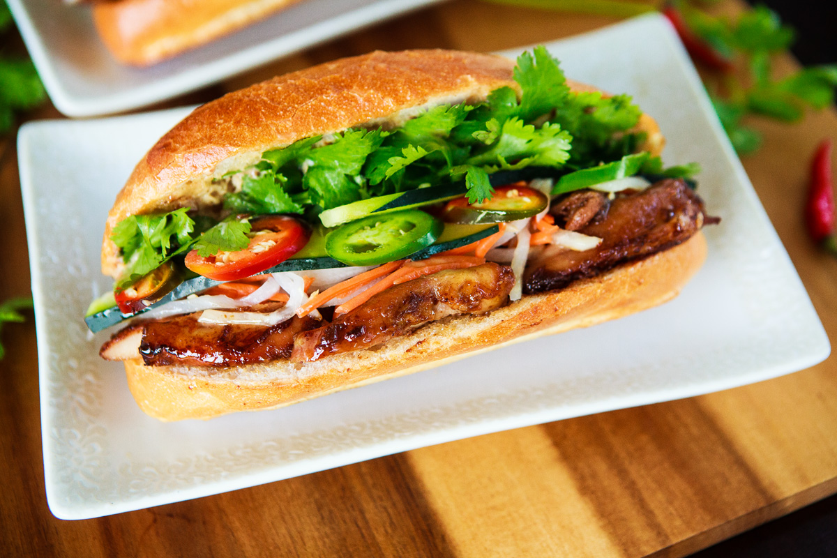 Grilled Chicken Bánh Mì